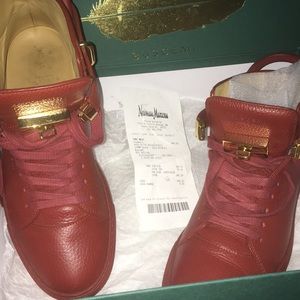 AUTHENTIC MENS RED BUSCEMI SIZE 8 ONLY WORN ONCE
